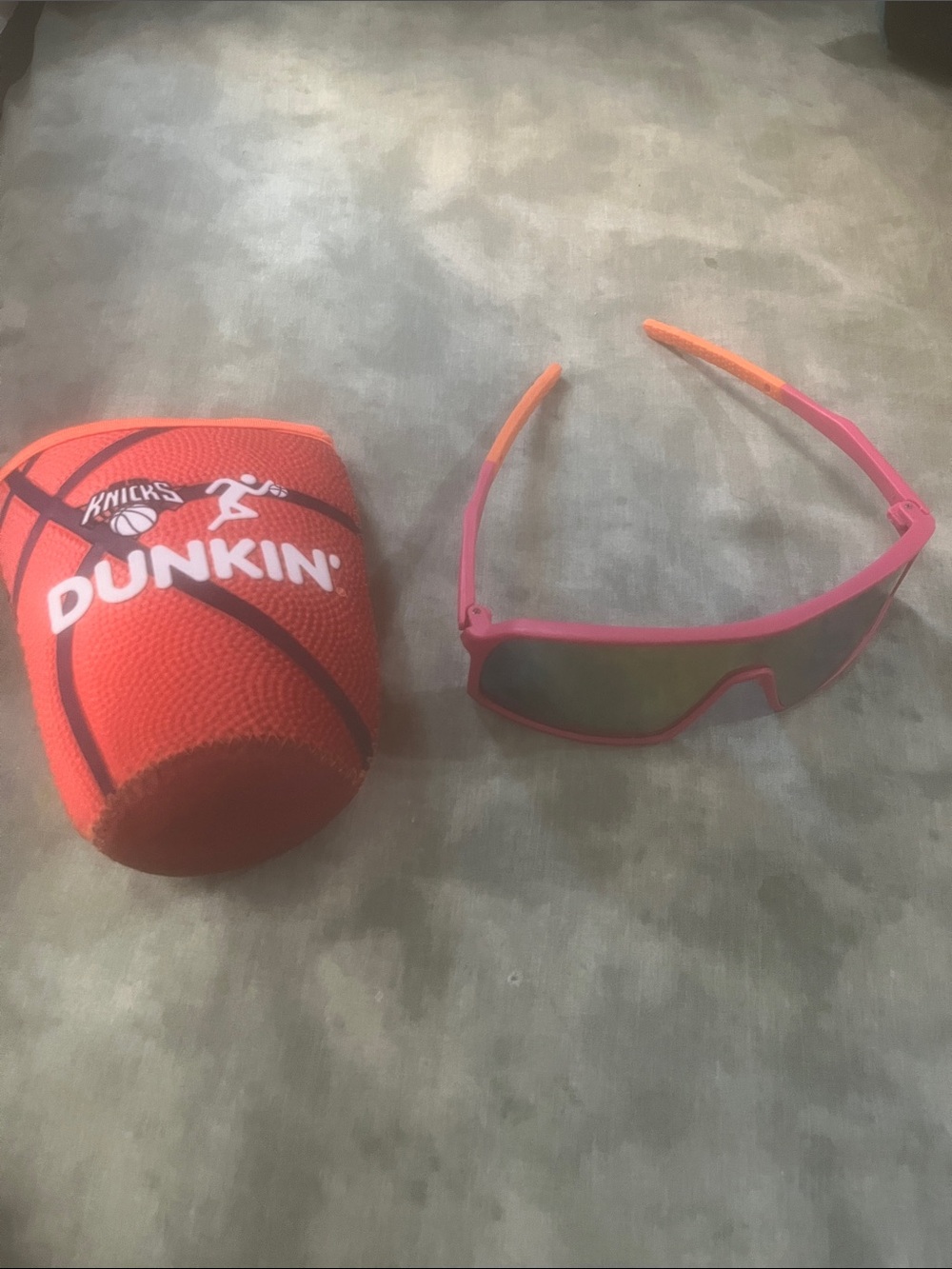 Knicks 2026 Victory merch Shades & Cup holder Sponsor Dunk in exclusive New York